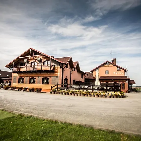 Hotel Trzy Podkowy