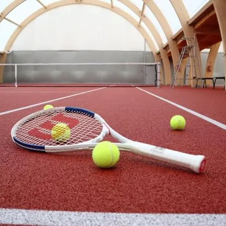 Hotel Trzy Podkowy 3*