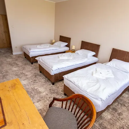 Trzy Podkowy Hotel 3*