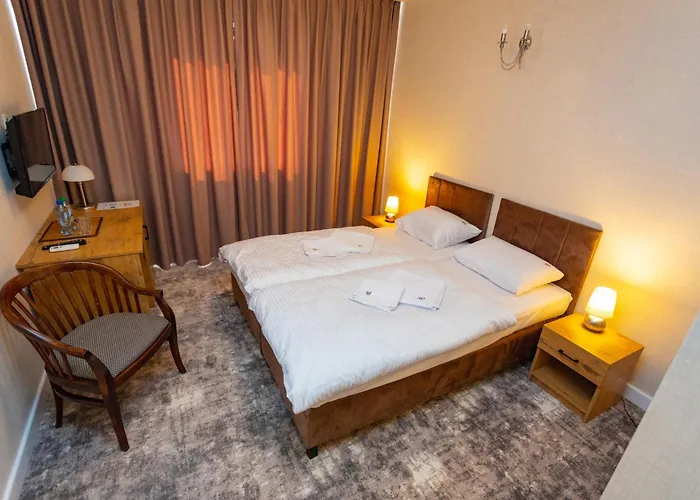 Trzy Podkowy Hotel 3*