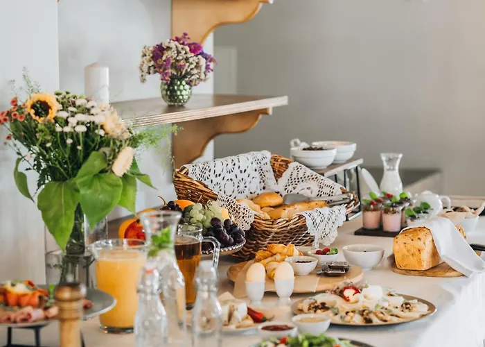 Trzy Podkowy Hotel Biskupiec (Nowe Miasto)