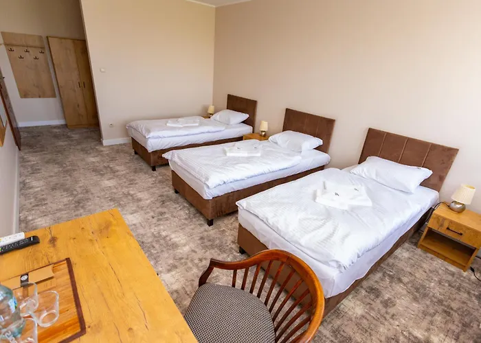 Trzy Podkowy Hotel 3*